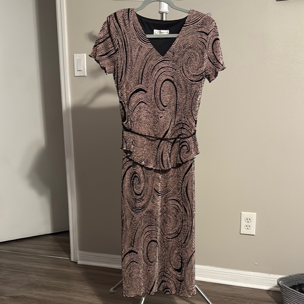 Dressbarn Brown V-Neck Sheath Dress